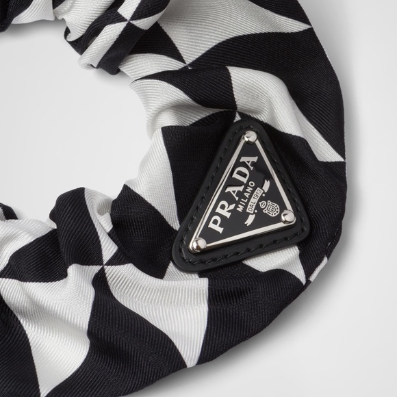 Prada Black/White Printed Silk Twill Scrunchie - Picture 2 of 5